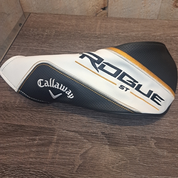 Callaway ROGUE ST Fairway Wood Head Cover Adjustable Tag Golfing Sports Golf - Picture 2 of 5
